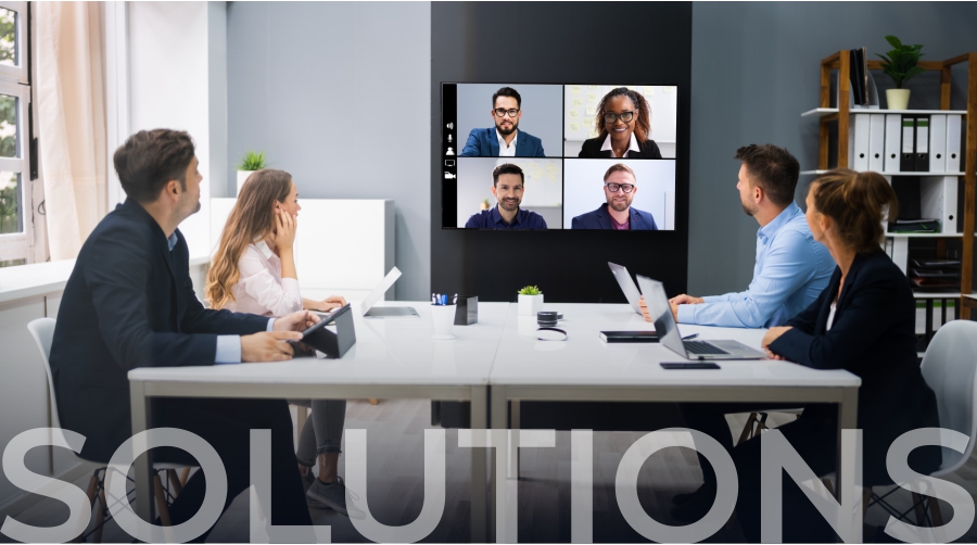 UC_solutions Team on a video conference with colleagues - Unified communication solutions