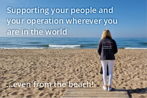 av support from the beach Sussi Murphy - AV support even from the beach,