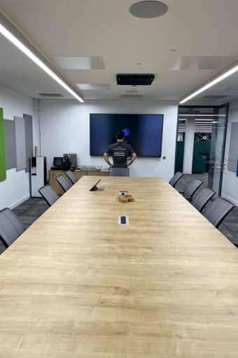 Gallery 32 Installing audiovisual equipment in a large meeting room at Bristol airport